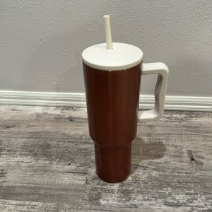 Simple modern 40oz tumbler